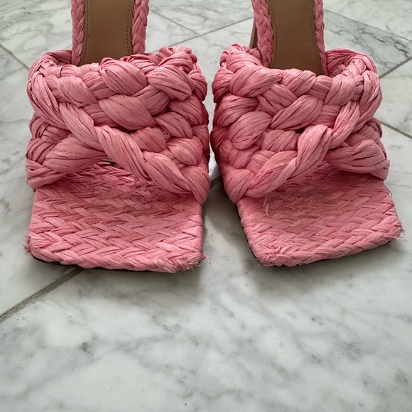 Bottega Veneta Pink Woven Women's Sandals - Picture 2 of 5
